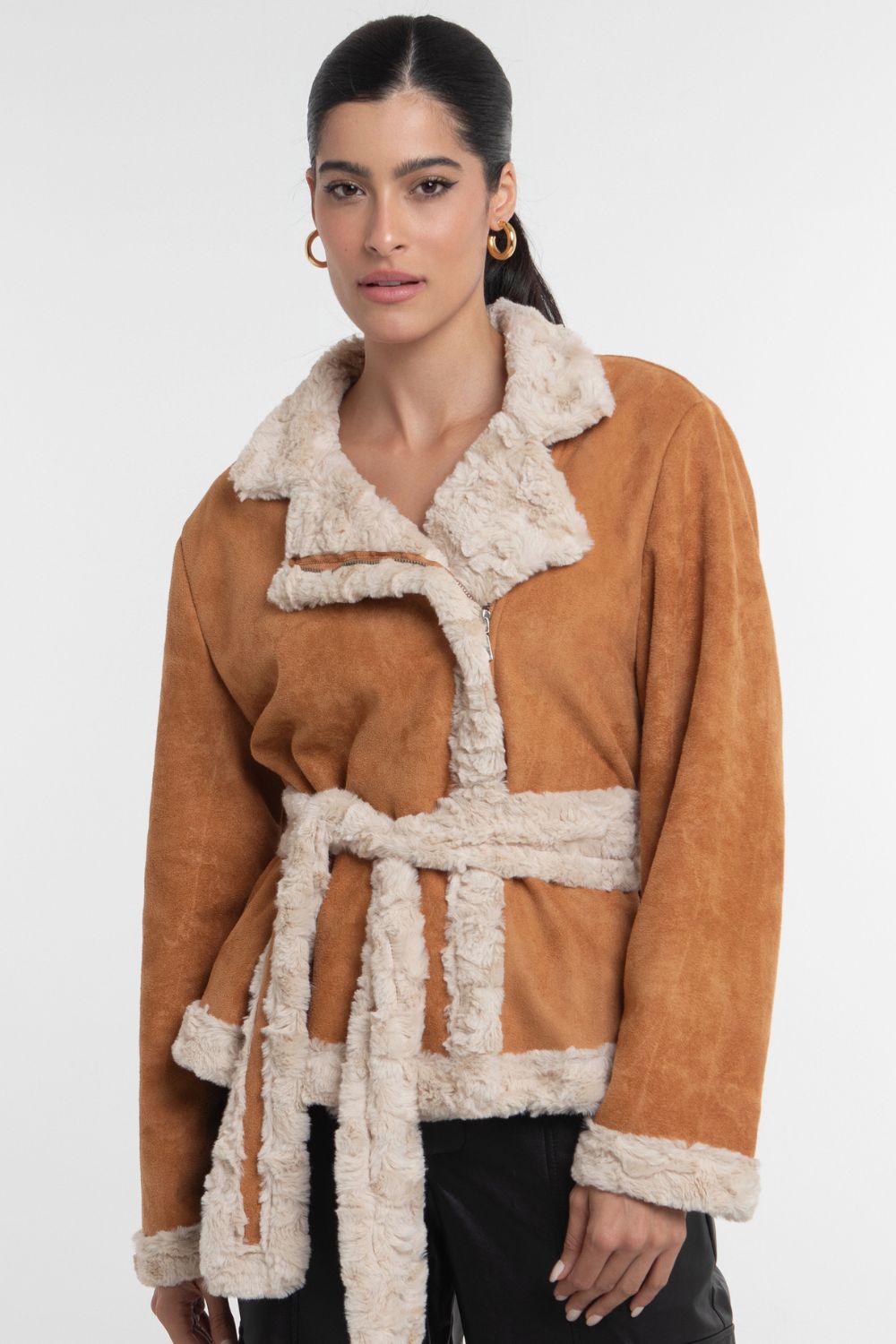 043249010001_051_1-SMK-CASACO-PELO-SUEDE-C--FAIXA 043249010001_051_1-SMK-CASACO-PELO-SUEDE-C--FAIXA