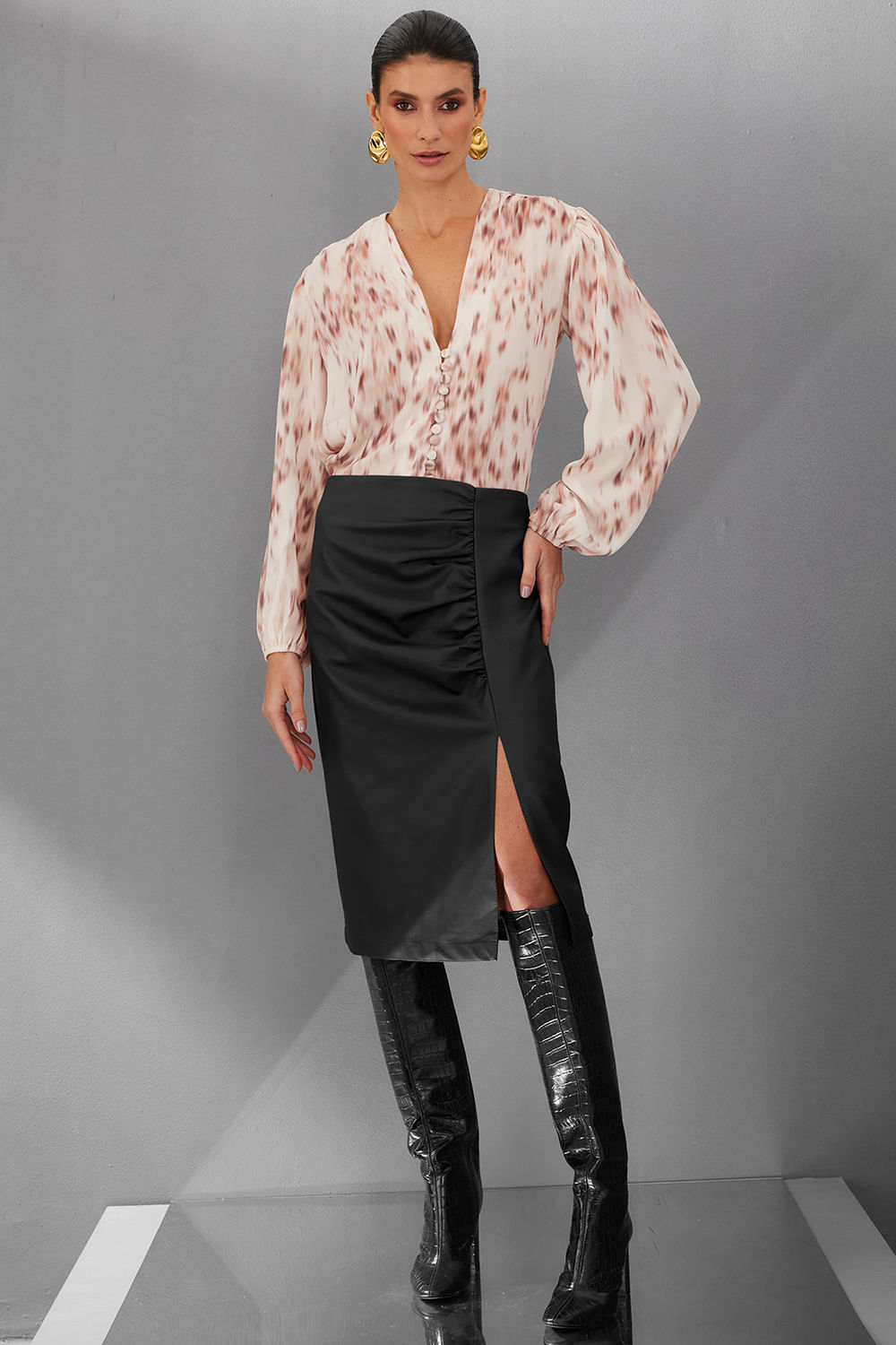 19144006_060_1-SMK-SAIA-COURO-PU-DRAPEADA-NA-LATERAL 19144006_060_1-SMK-SAIA-COURO-PU-DRAPEADA-NA-LATERAL